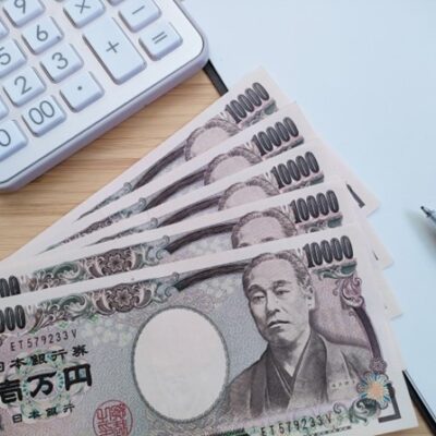 R5年10月1日から大阪府最低賃金は時間額１,０６４円になります。